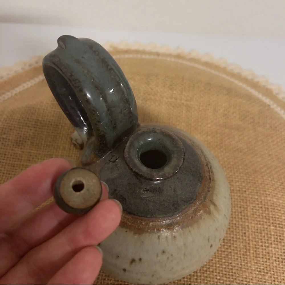 Vintage 1981s Chanberlain Pottery Oil Lamp signature